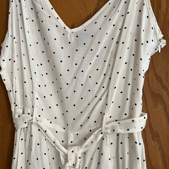 Forever 21 size small jumpsuit - Picture 2 of 5